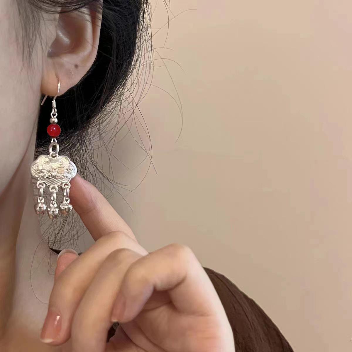 

«Элегантные ретро-серьги-колокольчики в виде китайских замков мира — универсальный этнический стиль» Bell safety lock