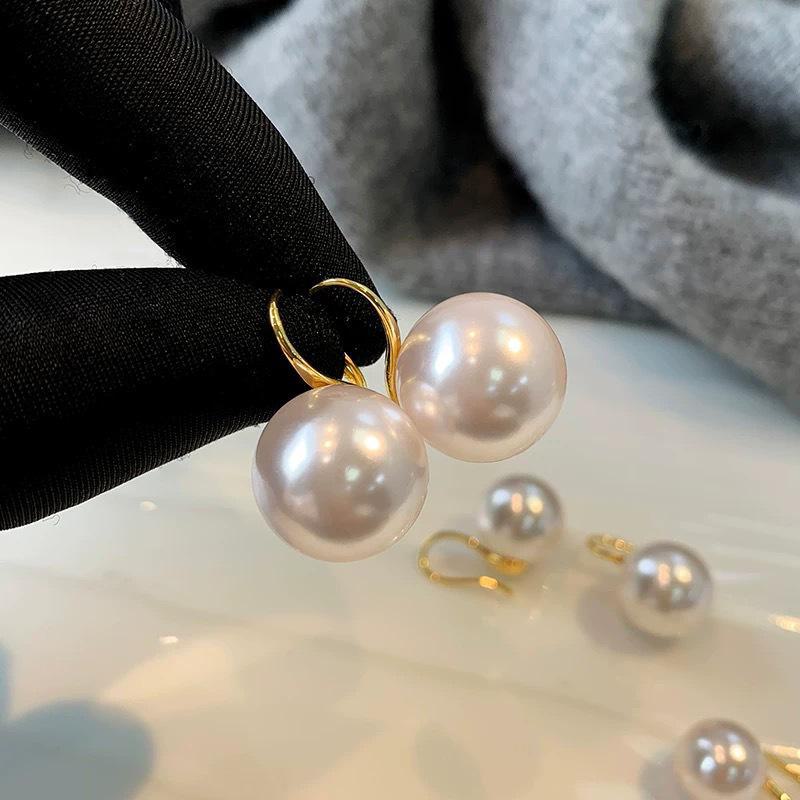 S925 Sterling Silver White Pearl High-Heel Earrings for Women – Luxury Niche Design