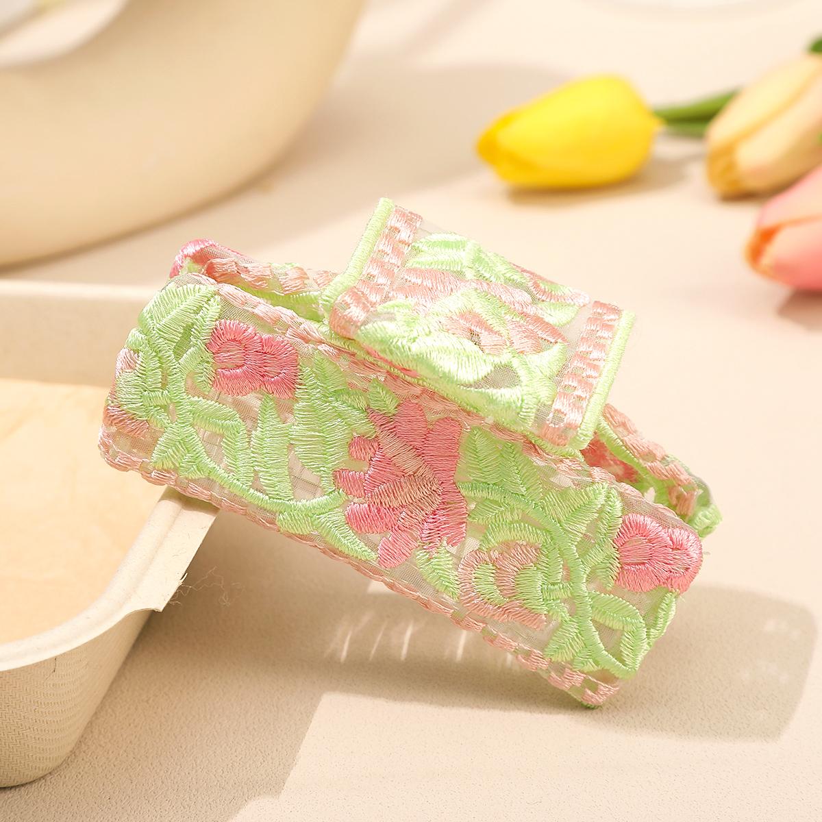 

AWAYTR Elegant Tulle Embroidery Hair Claws Fabric Flower Hair Clips Crab For Women Girl Gift Hair Accessories Valentine Headwear