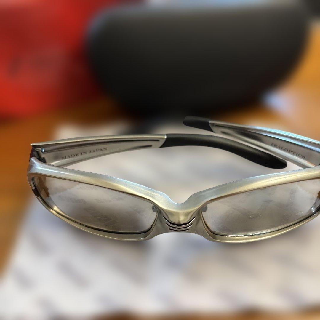 Used ZEAL OPTICS polarized sunglasses VERO