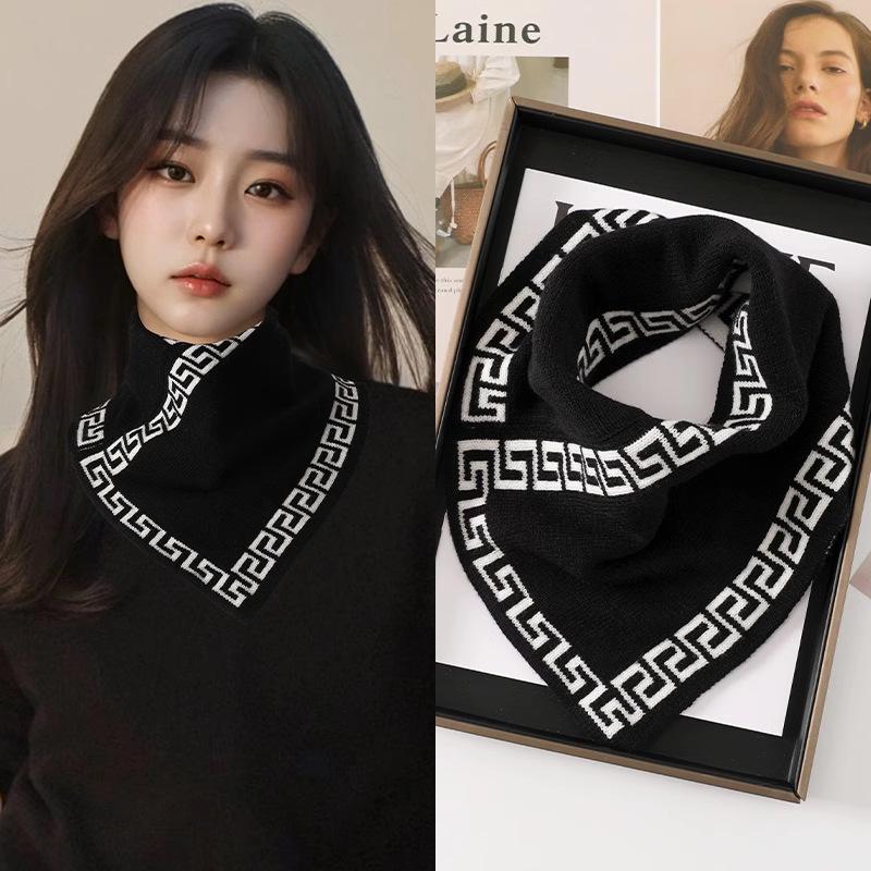 Women s Core-Spun Yarn Neck Gaiter: Warm, Versatile Autumn/Winter Neck Wrap & Triangle Scarf 26