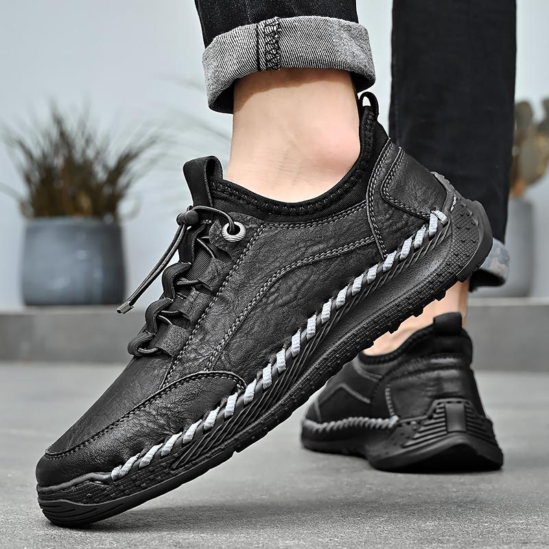 Outdoor Fashion Men Flats Shoes Anti Slippery Flats Shoes Comfortable Fashion Casual Male Shoes