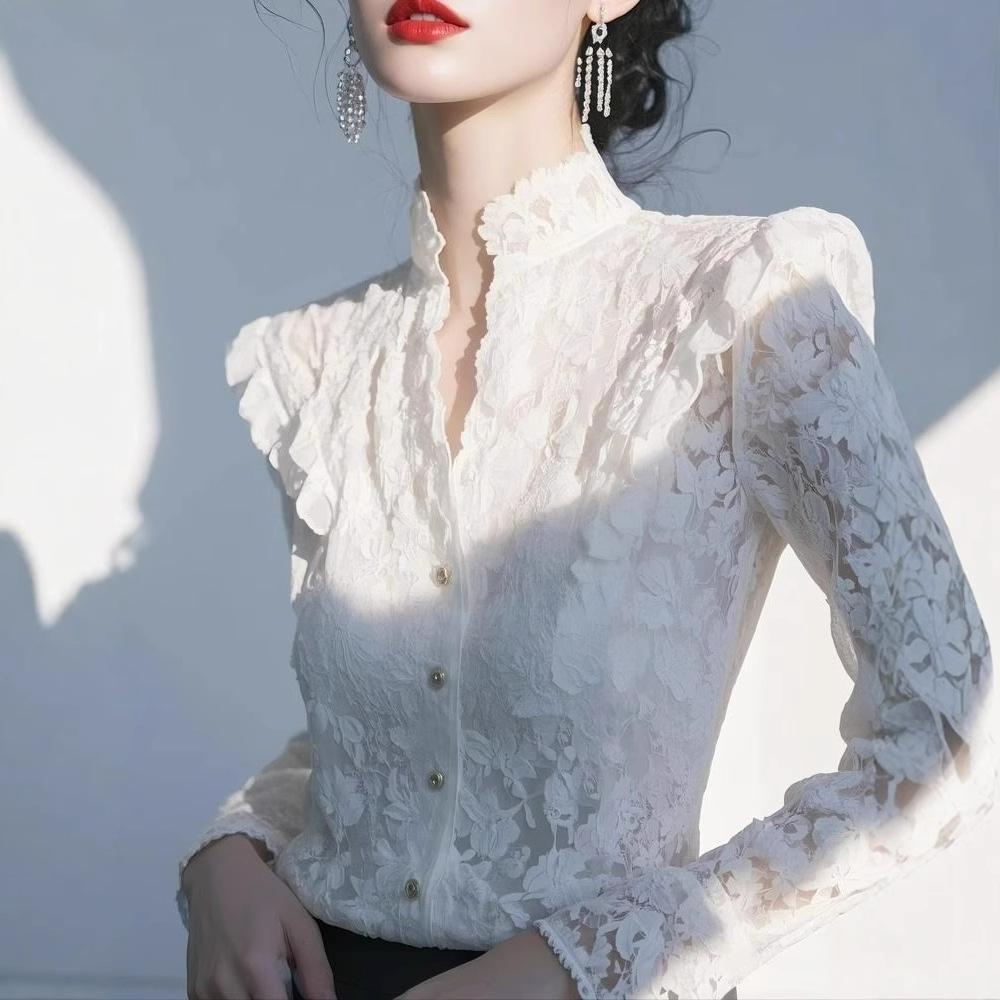 2025 Spring French Elegance: High-End Pretty White Lace Blouse
