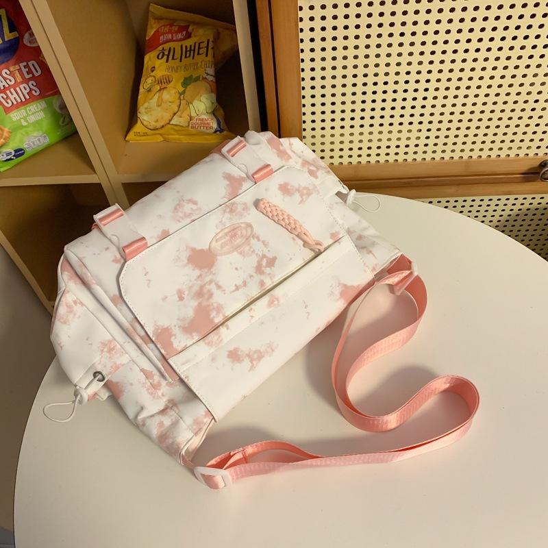 Fashionable and Trendy Canvas Color Blocked New Mailman Bag, Large Capacity Campus Student Trendy Work Commuting Crossbody Bag