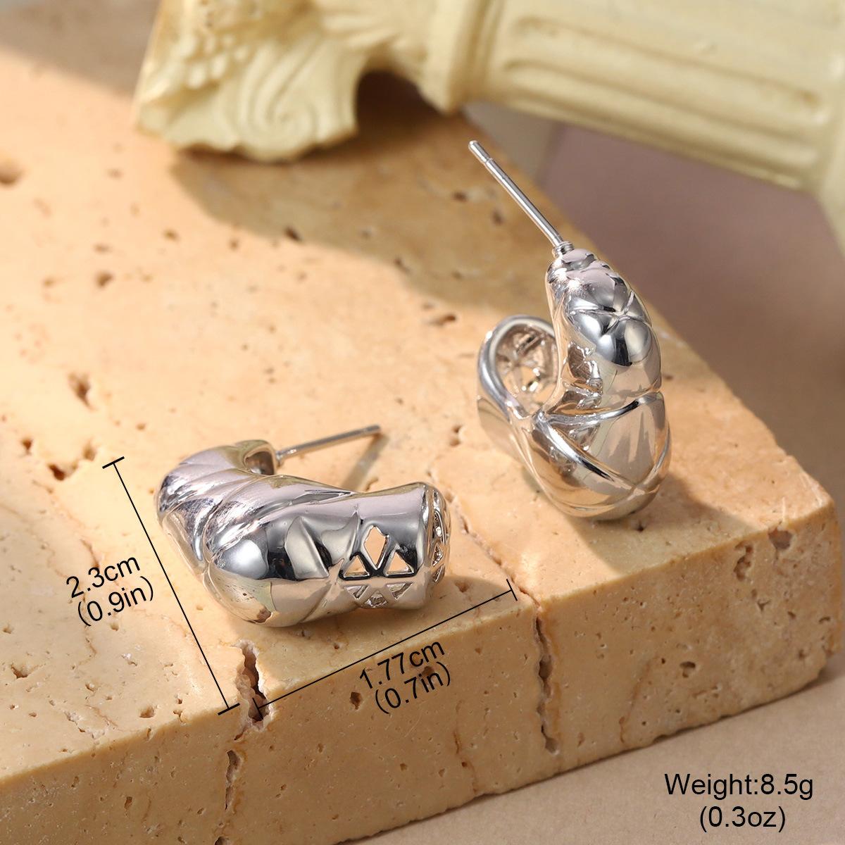 European and American fashion metal personalized stud earrings irregular geometric silver needle design advanced sense simple earrings earrings