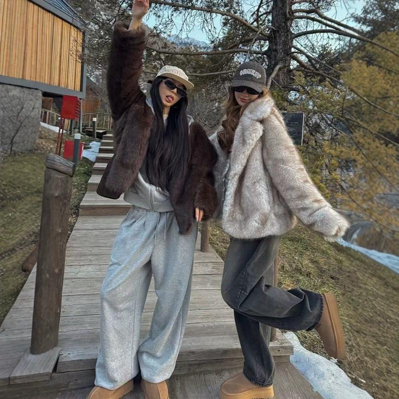 Europe, America autumn and winter new fur coat women's artificial fur jacket loose medium and long fox fur coat