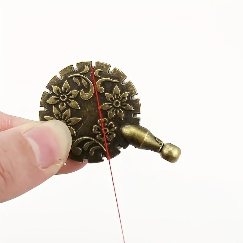 1pcs vintage Cutting Pendant Style Needle Cutter Cross-stitch Threading tool Cutter DIY sewing and knitting tool DIY sewing cross stitch tool