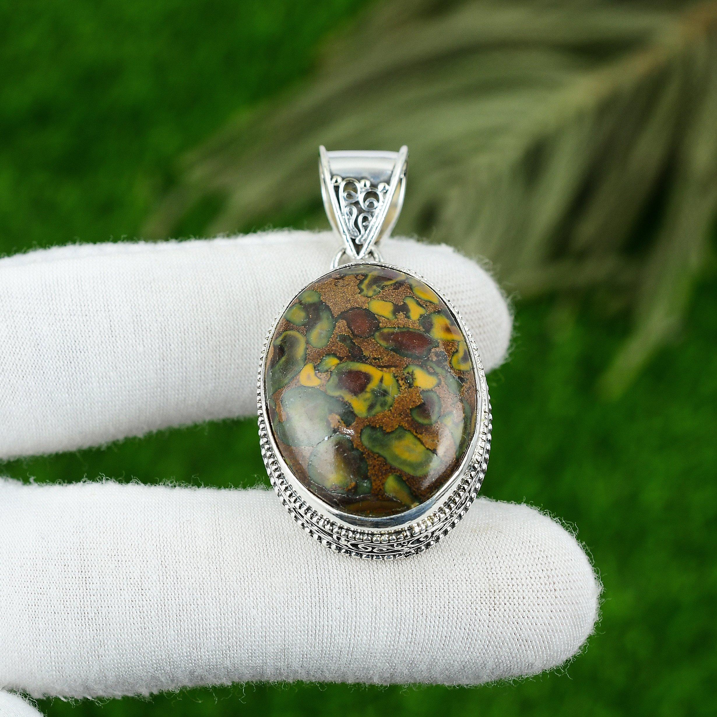 

925 Sterling Silver Oval Fruit Jasper Stone Elegant Vintage New Pendant Jewelry