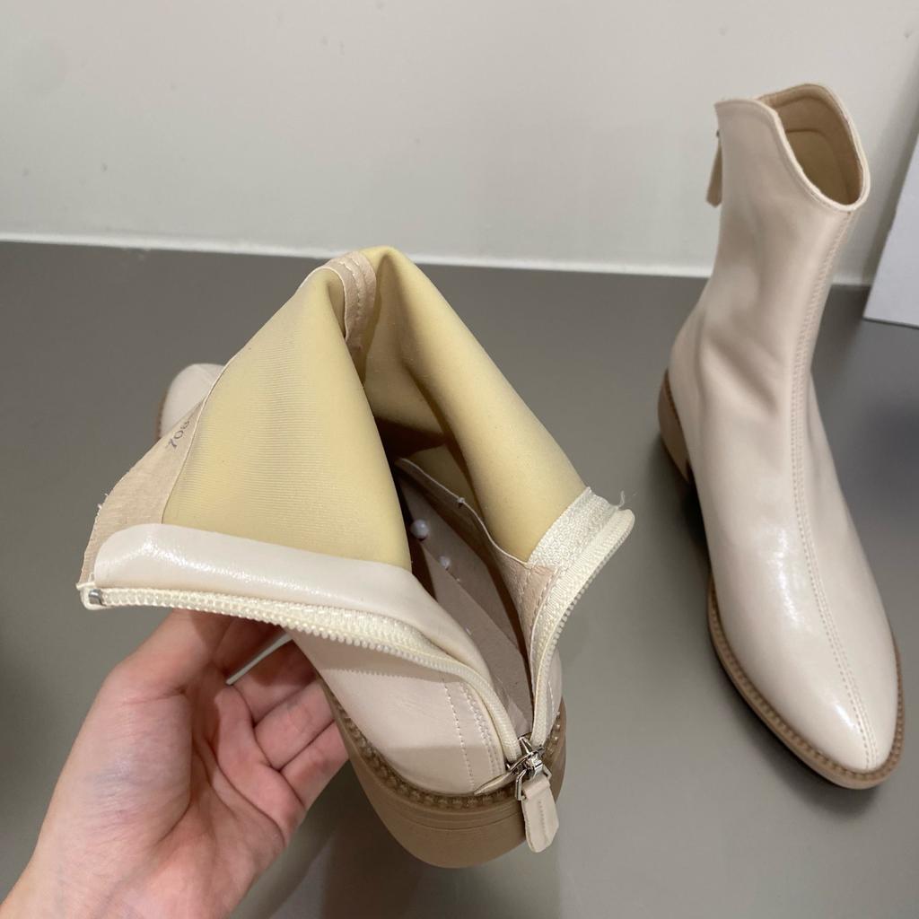 2024 Pointed Toe Women Soft Leather Ankle Boots Back Zipper Short Booties Retro Style Autumn Winter Female Boots D79