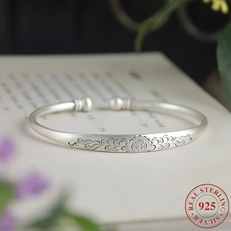Elegant 925 Sterling Silver Double-bead Bracelet with Exquisite Floral Pattern, Adjustable Size, Made of 925 Sterling Silver
