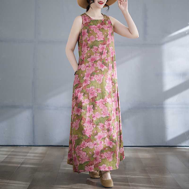 New Summer Bohemian Long Dress with A Fat and Oversized Sleeveless Round Neck Print