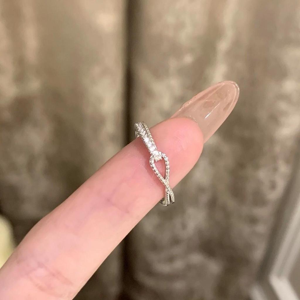 Korean Style Geometric Sparkling Pave Diamond Ring - Versatile, Cool Index Finger Accessory