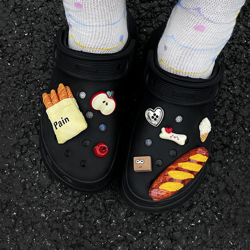 Croc Accessories: DIY Barbie Pink Y2K Emo Shoe Charms with Dark Butterfly Heart Design