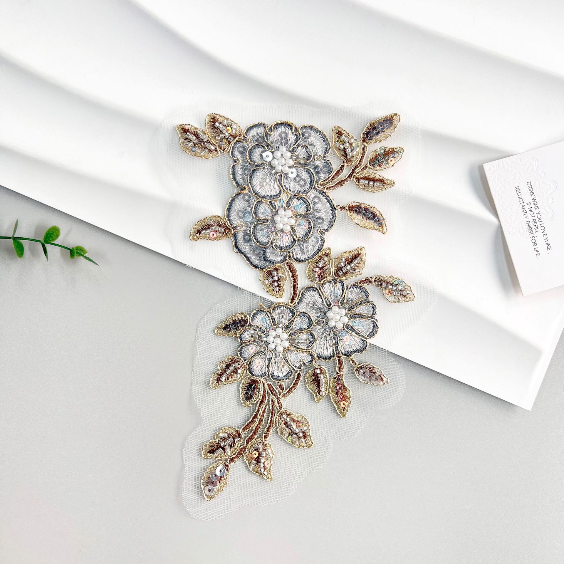 

Color Bead Sequins Three-Dimensional Embroidery Flower Applique Clothing Cheongsam Hanfu Luggage Decoration Cloth Sticker Accessories H2255 Type F