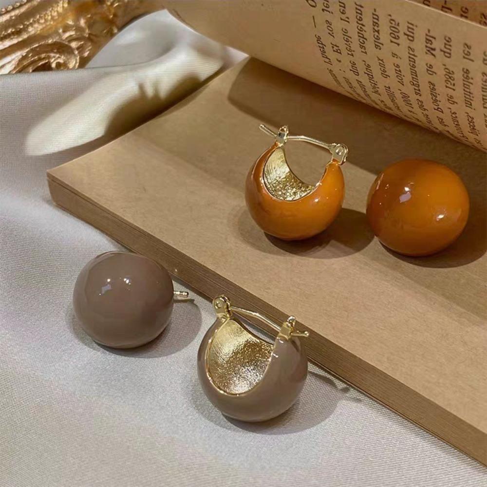 Niche Temperament Light Luxury High Sense Drop Glaze Ear Buckle Round Doudou Port Style Earrings