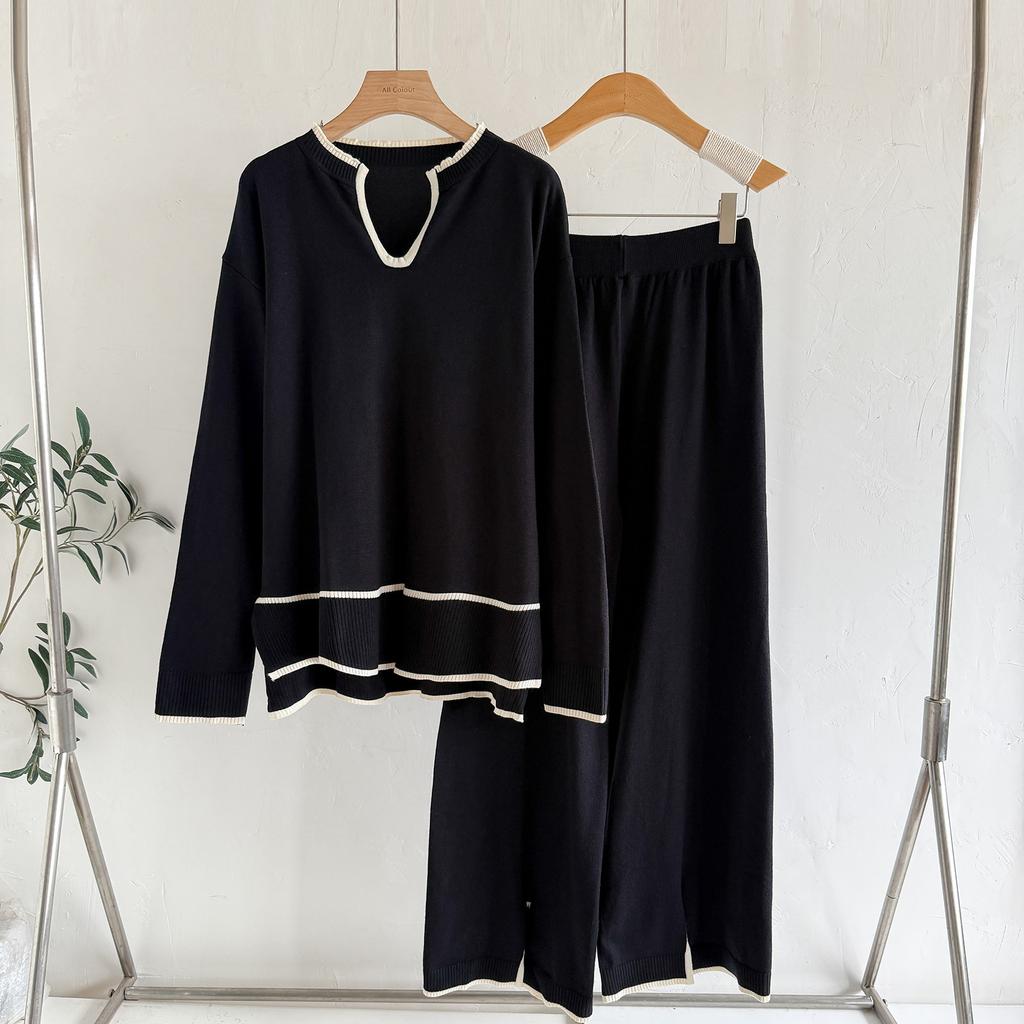 Autumn and Winter Women's Clothing U-neck Long-sleeved Knitted Sweater Set Split-ended Wide-leg Pants Knitted Two-piece Set for Women