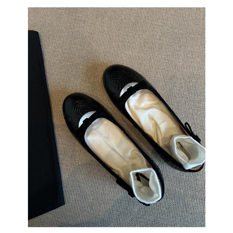 

Early spring single shoes female new retro fairy evening ballet flat bottom shallow mouth gentle one pedal commuting ladyshoes 35 чёрный