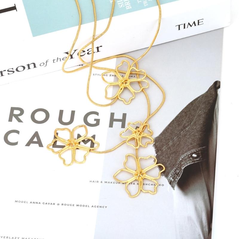 Vintage Lange Metallkette Blumenanhänger Halskette Mode Luxus Stil Überlappende Blume Kragen Halskette für Frauen