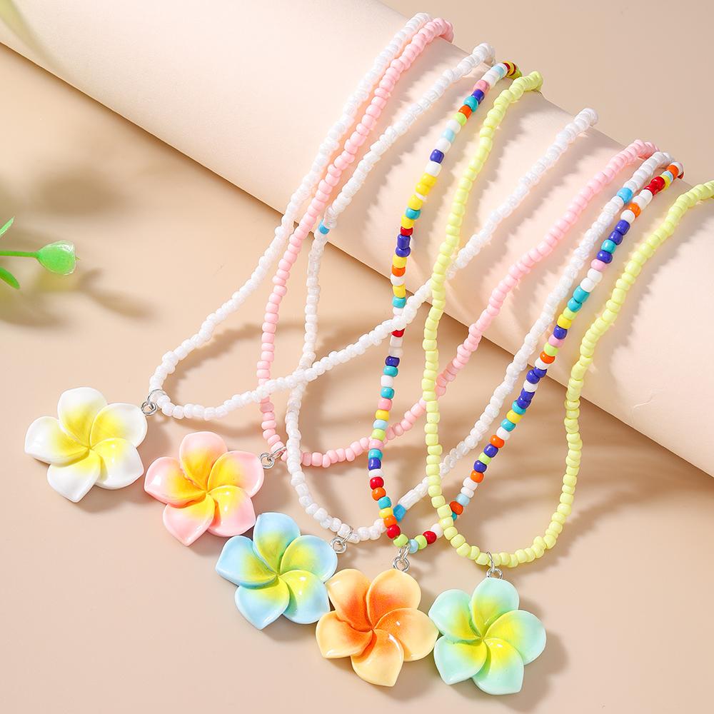 5pcs/set Cute Colorful Bohemia Flower Necklace Pendant for Women Handmade Beaded Necklace Girls Party Birthday Jewelry Gifts