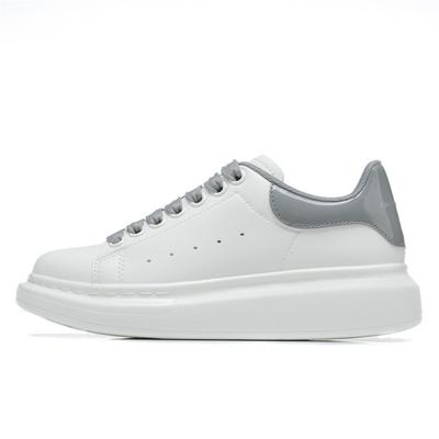 Stylish Comfort: Bestselling Versatile Fashionable Sneakers with Soft-Soled Casual Sports Shoes