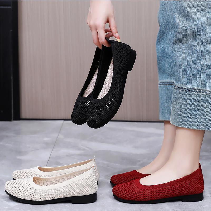 Women's Shoes for Summer New Versatile Style One-foot-wearing Breathable Mesh Shoes High-end Flat Sole No Tired Feet Soft Sole Mother's Shoes