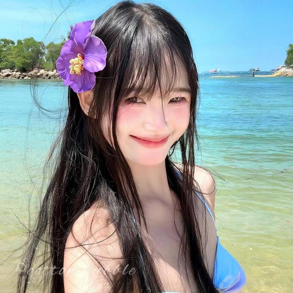 Seaside Sunset Hibiscus Hair Clip - Orange-Red Flower Side Accessory