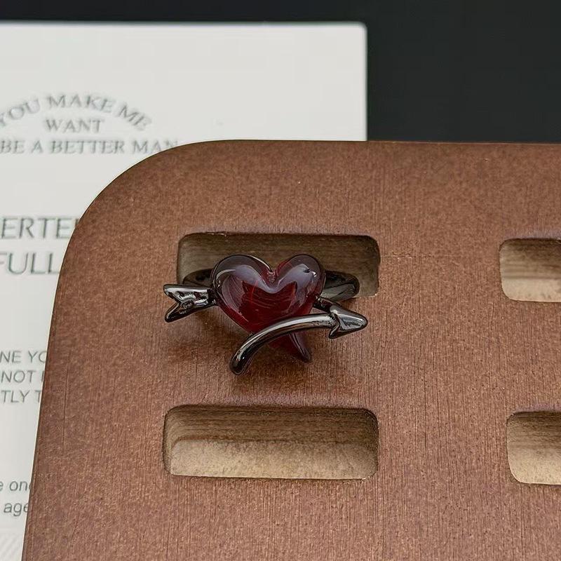 Niche High-End Sense Dark Wind Cherry Blossom Love Personality Open Ring Heart Arrow Neutral Wind Fashion Punk Ring Woman Adjustable opening