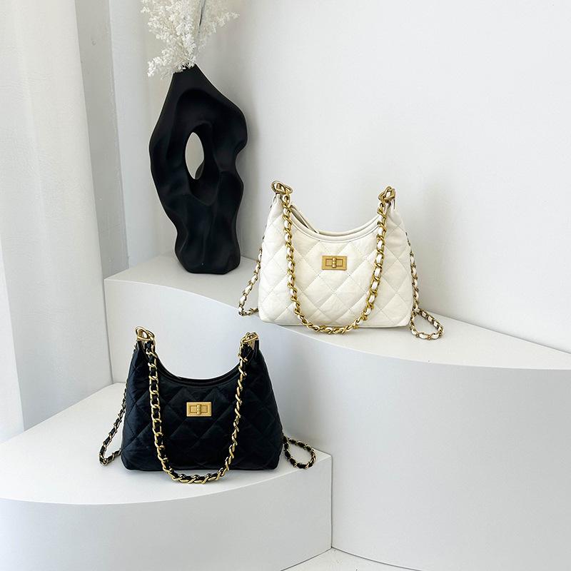 Women's Large Capacity Quilted Chain Bag - 2025 Autumn/Winter Fashion Crossbody Dumpling Bag