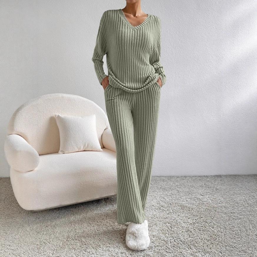 Autumn and winter cross-border European and American new fashionable casual straight-leg pants, elegant loose V-neck groove strip two-piece set 