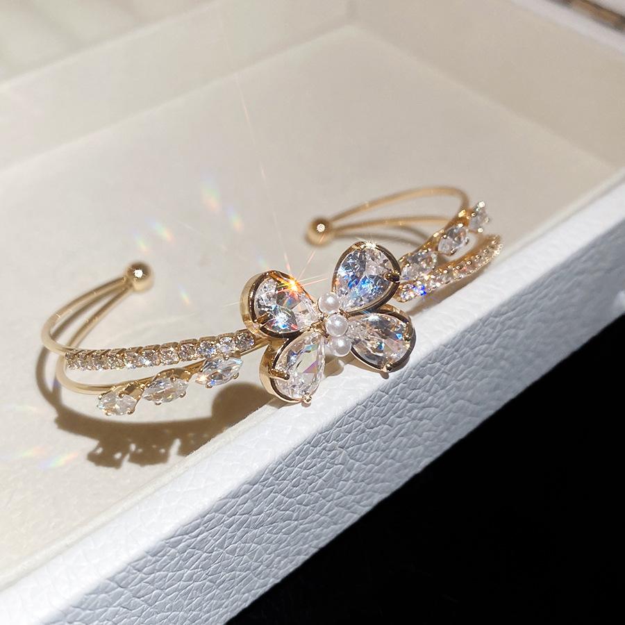 Luxury Zirconia Double Layer Butterfly Bracelet: Elegant, Versatile Jewelry for Women