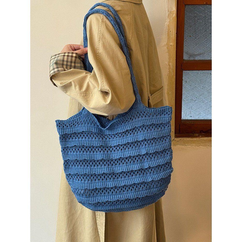 Knitted Bag for Leisure and Vacation Travel Tote Bag with Large Capacity Single Shoulder Bag
