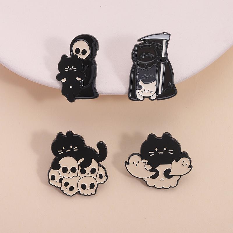 White Ghost With Cat Enamel Pins Spooky Pumpkin Skull Boo Kitten Halloween Brooches Lapel Badge Jewelry Gifts for Friends