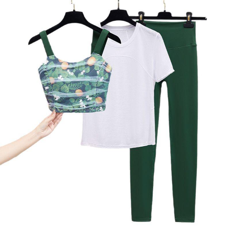 Women's Spring/Summer Yoga Suit Set: Sports Vest with Chest Pad, Slim Fit, Fashionable for Running and Fitness.