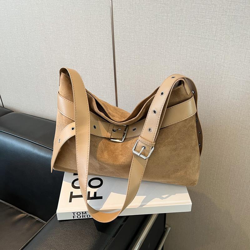 Lazy Wind Retro Matte Suede Winter New Shoulder Bag Simple Bag Large Capacity Commuter Bag