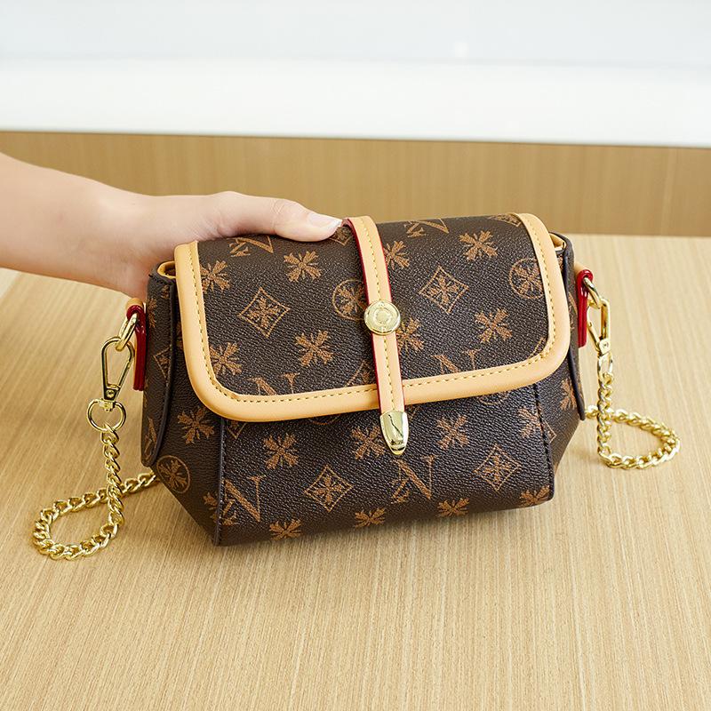 

Новая летняя женская сумка-мессенджер женская модная ретро сумка на плечо старый узор женская сумка модный тренд