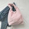 Populární velkokapacitní taška tote pro dojíždění podzimní nová plyšová studentská taška přes rameno dámská taška