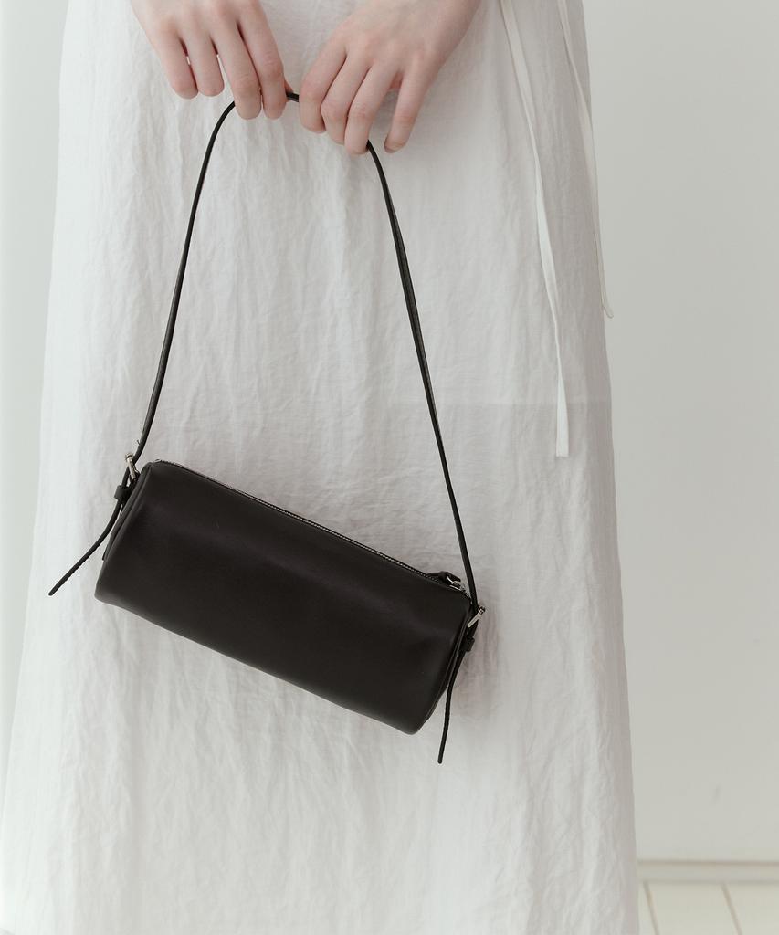 Pres De Moi Rie Bag (Black)