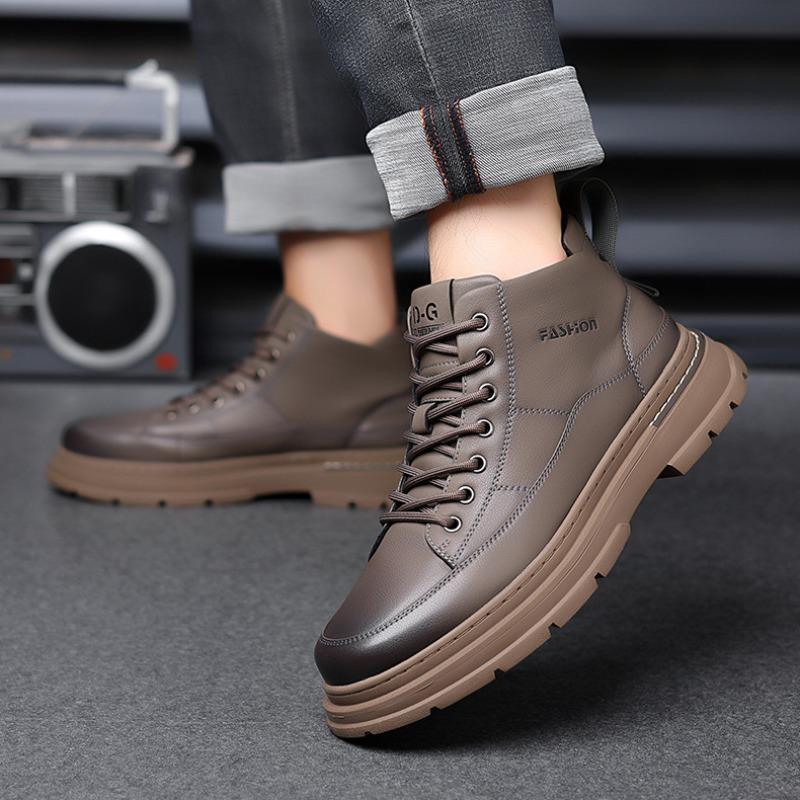 Mode Herbst Winter Kuhleder Britische Plateau Stiefel für Herren Neu Weichsohlige Lässige Designer Mode Outdoor Wandern Arbeitsstiefel Mann