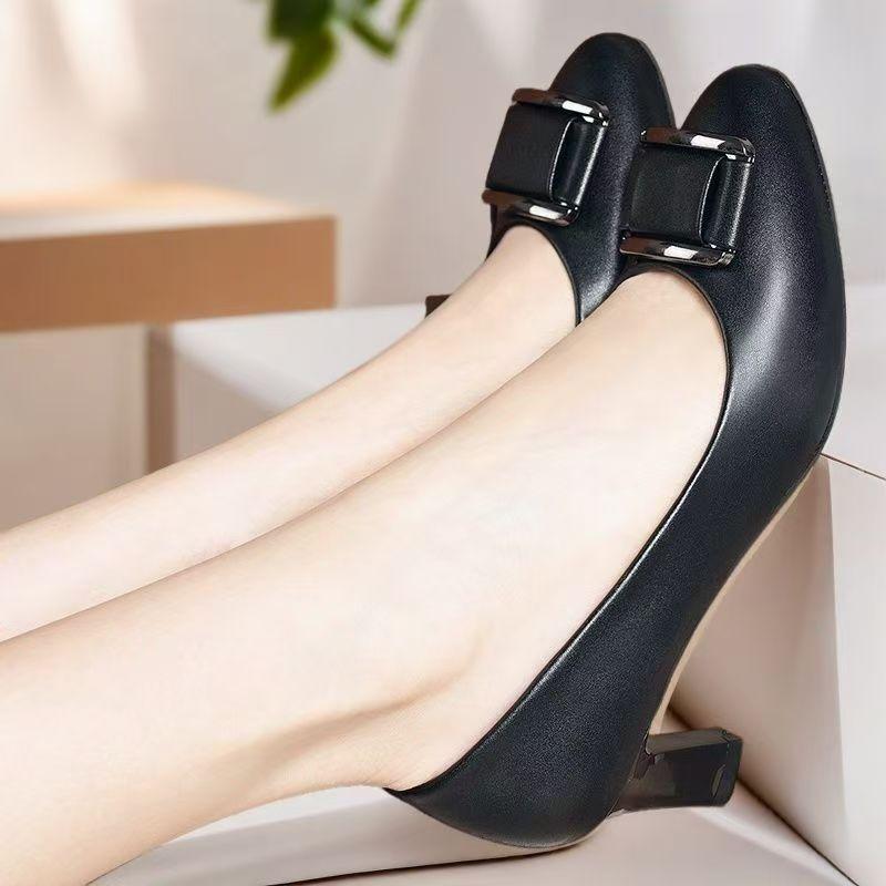 

Middle heel women s single shoes comfortable non-slip work shoes thick heel shallow mouth versatile women s leather shoes 35 чёрный