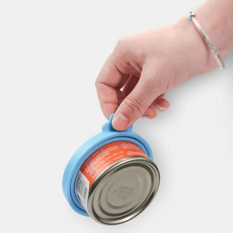 Pet-Safe Silicone Can Lid with Spoon - Perfect for Storing Dog Food