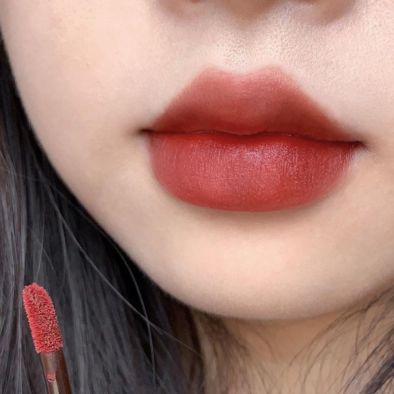 

HER ORANGE Velvet Lip Glaze Стойкая легкая цветная пигментация Белая матовая помада Блеск для губ Глазурь для губ 06