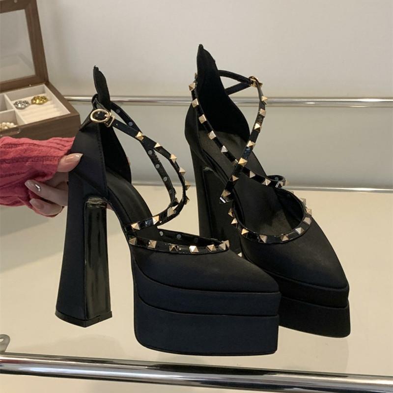 

Мода Подиумный стиль Модные туфли Мэри Джейн из атласа с заклепками Женские туфли-лодочки Сексуальные 15 см Ультравысокий каблук Платформа Танкетки Весна Лето Вечерняя обувь 35 чёрный