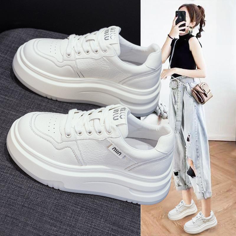 Women's Autumn New Thick-soled Heightening Leather Casual Sports Shoes, Lightweight and Versatile Single Shoes