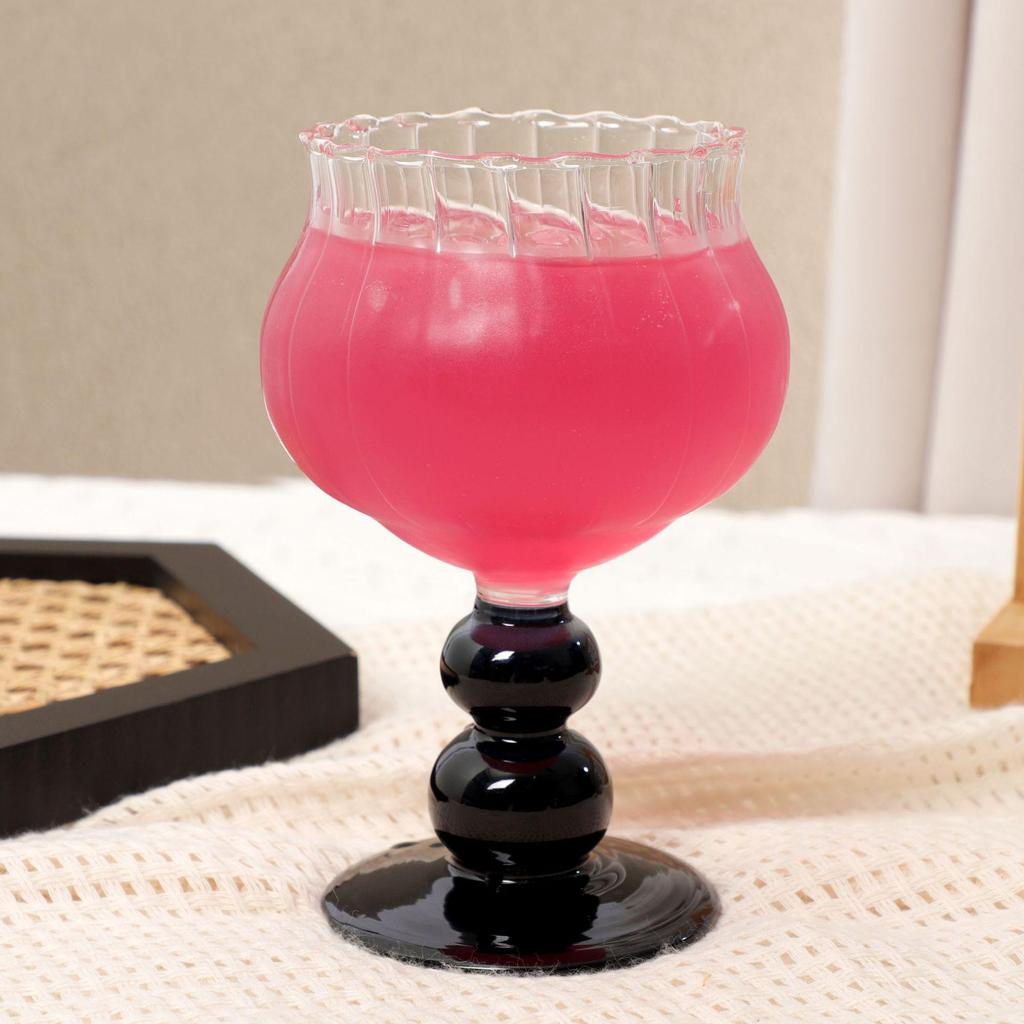 Vintage Black Glass Goblet: Elegant Retro Red Wine & Juice Cup