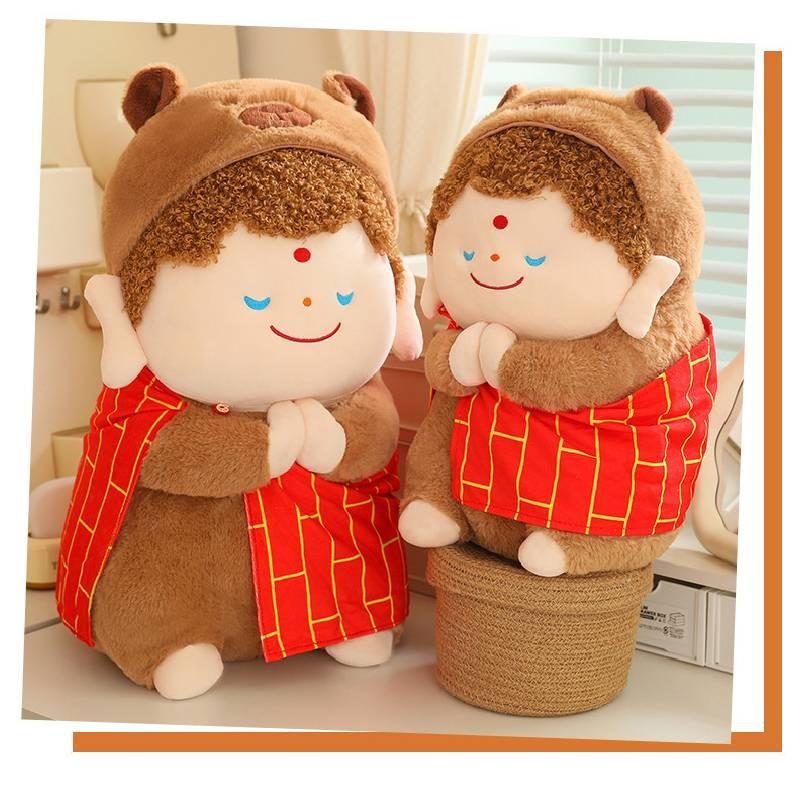 Entzückendes Capybara-Plüschtier im Cartoon-Stil mit buddhistischem Mönchsdesign für Kinder und Erwachsene