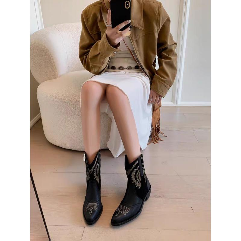 Large size pointed thick heel Martin boots women's autumn and winter new embroidery one-pedal Chelsea boots women