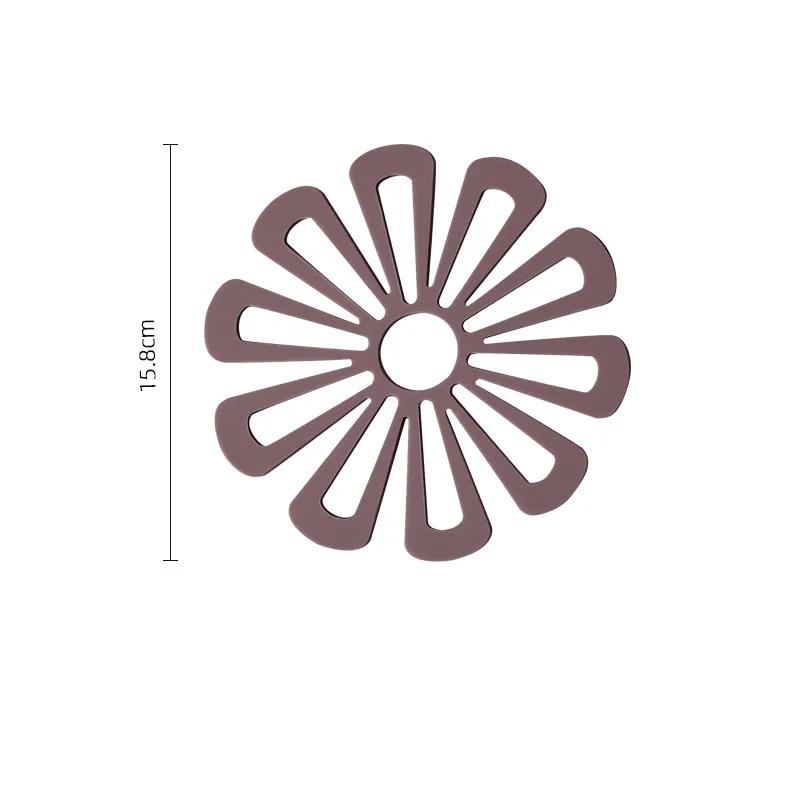 Hollow Out Insulation Pad With Flower Shape Thickened Anti Scald Vegetable Dish Mat Desktop Circular Anti Slip Bowl Mat YLE601