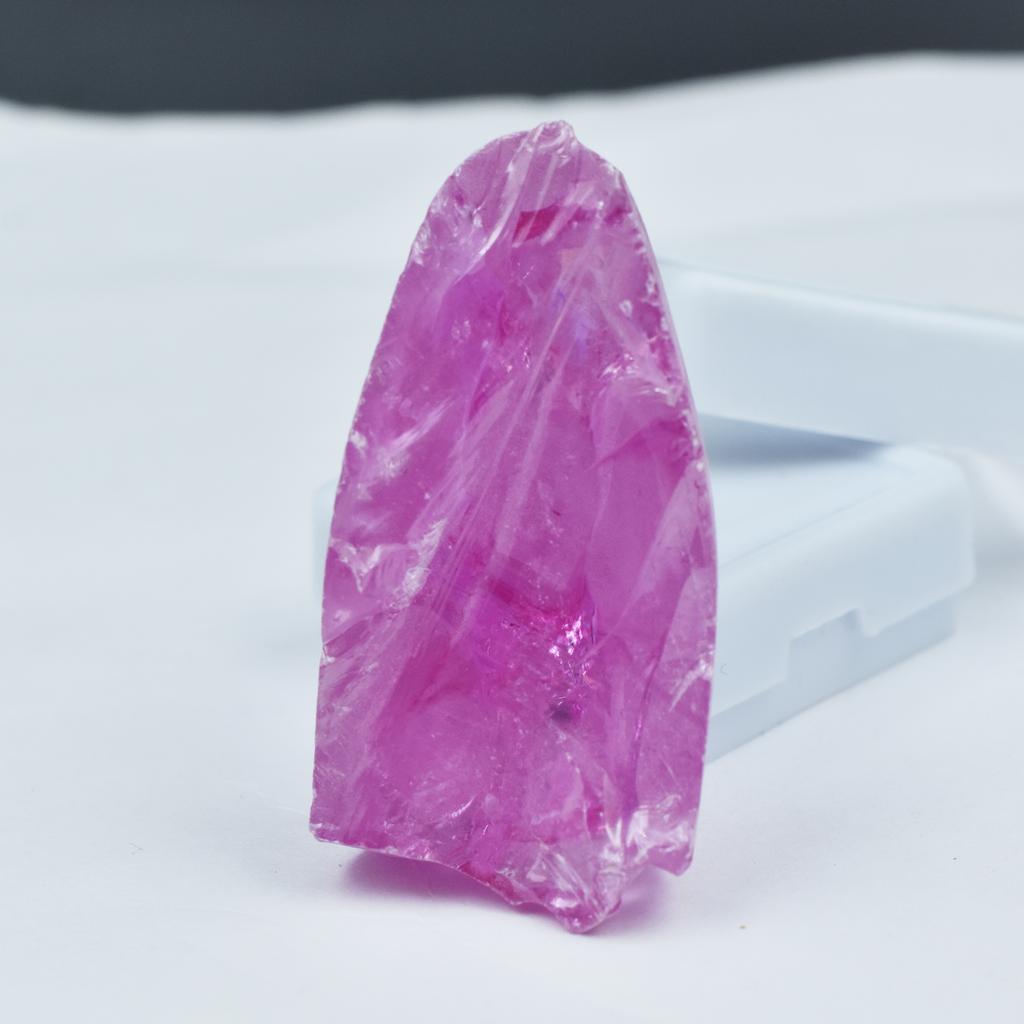 Natural Pink Zircon Loose Gemstone 115.85 ct Rough Uncut for Lapidary and Gem Collections