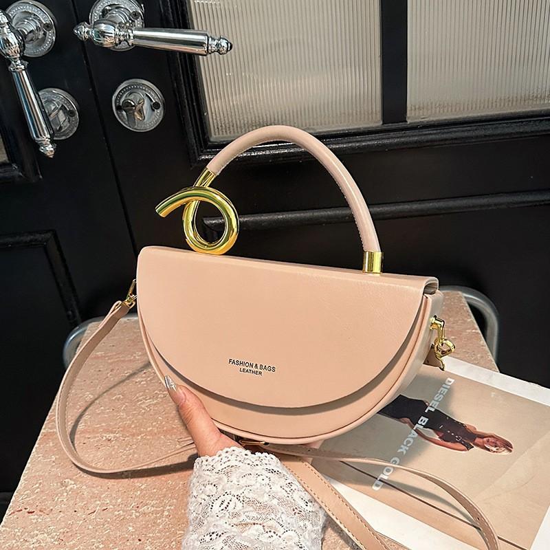 2025 New Fashionable Retro Semi-round Saddle Bag Texture Work Commuter One-shoulder Handbag Female