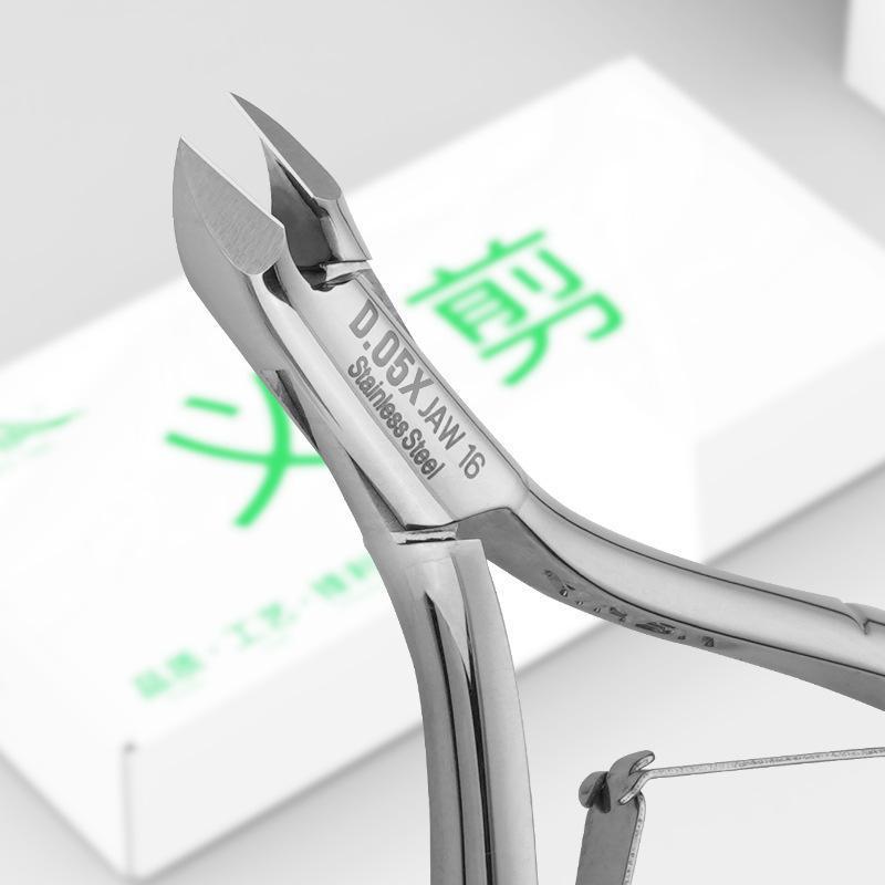 D05X Professional Nail & Cuticle Nipper